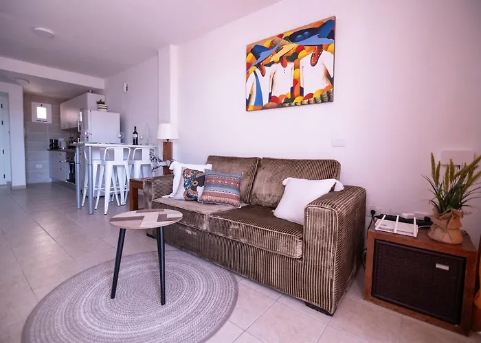 Casa Tinuca * קלטה דה פוסטה